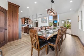 Zion Breeze - New! 6 King Suites, 8 bdrm, Hot Tub, EV, E-Scooters - Orderville - 4