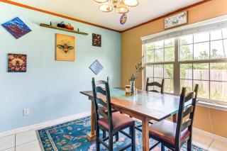 2 Mi to Beach and Boating Family Home in Lynn Haven - 3