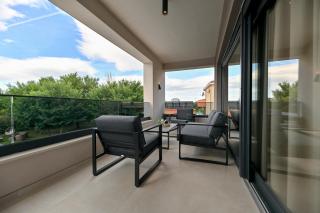 Luxury apartments Marlov with swimming pool and private parking - 1