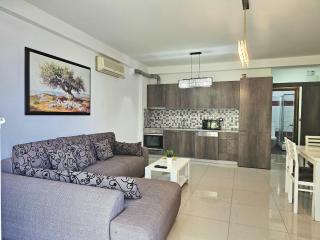 Azzura Beachfront Apartment in Saranda - Saranda - 6