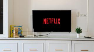 White Cozy Home near IOI City Mall with Netflix - 3