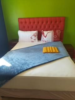 Neo & Ruks Guest house parow 1 - 5