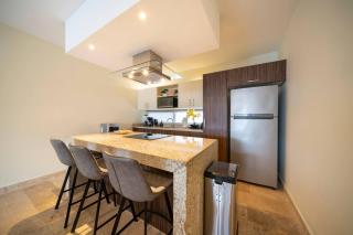 Modern Penthouse with 2 Br, Tub & Pool at Arenis Condos - 509 - Playa del Carmen - 1
