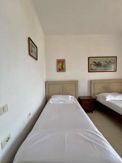 Beachside Boutique Rooms - Saranda - 4