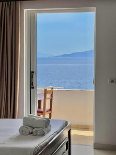 Beachside Boutique Rooms - Saranda - 3