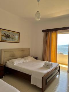 Beachside Boutique Rooms - Saranda - 2