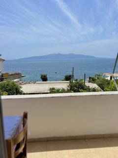 Beachside Boutique Rooms - Saranda - 1