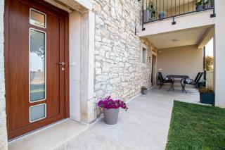 Apartman Ena - Baderna - 9