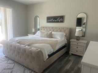 Beautiful New construction home - New Pool & Spa! - 5