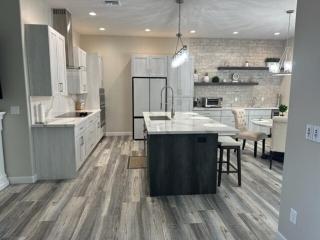 Beautiful New construction home - New Pool & Spa! - 4