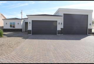 Beautiful New construction home - New Pool & Spa! - 2