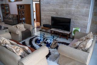 Villa Osha - - 4