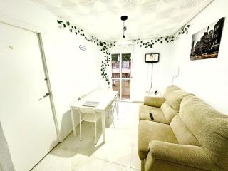 4 Habitaciones - Independencia - Huelva - 0