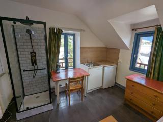 Studio Chambery Centre with shared toilets - Chambéry - 2