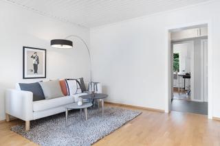 Roomsly - Balcony near Charming Cobblestone Streets - Bergen - 2