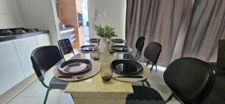 Casa Aconchegante, 8 pessoas, 2vagas grandes - Maringá - 5