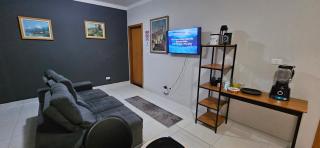 Casa Aconchegante, 8 pessoas, 2vagas grandes - Maringá - 4