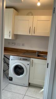 Homely Stays Taunton - - 2