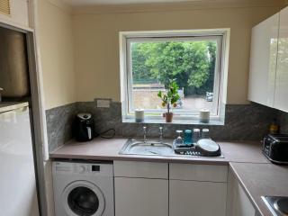 Enfield City Apartment Retreat - Sleeps 5 - Enfield - 6