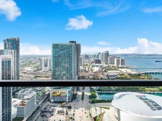 MVR Designer Views from a Designer Suite - 9