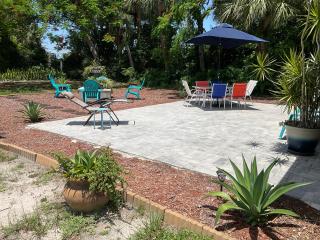 Spacious Ranch 7 min to beach/ airport Pet friend - Melbourne - 7