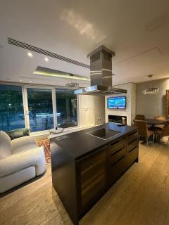 3 Bed 2 Bath Luxury Apartment in Kensington - Londra - 0