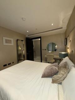 3 Bed 2 Bath Luxury Apartment in Kensington - Londra - 9