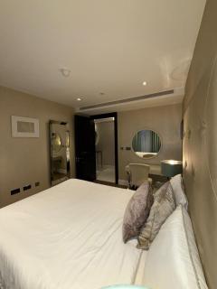 3 Bed 2 Bath Luxury Apartment in Kensington - Londra - 6