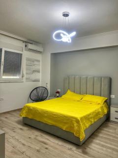 Blloku One-Room Apartment - Tirana - 0