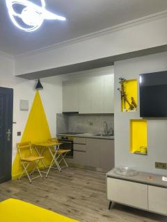 Blloku One-Room Apartment - Tirana - 6