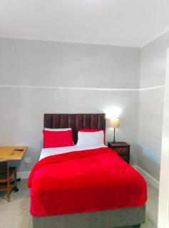 Neo & Ruks Goodwood 1 - 2