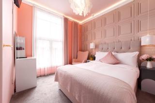 Starboard Stays - Southampton - 7