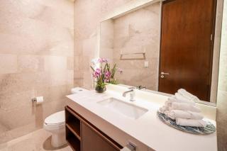 Luxury 2 BR Condo with Private Jacuzzi & BBQ - At Cruz con Mar - Maricruz - 2