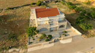 Apartmani Lucija - Povljana (Pogliana) - 7