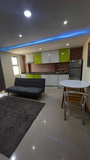 Apartamento T1 em Palmarejo, Trás de pão quente - Praia - 0