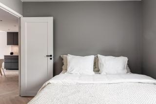 3 Bedroom Newly Renovated City Apartment - Herräng - 8
