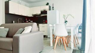 Nature et ville -Duplex avec Jardin privé - 6 Pers- Entrée Autonome - Wifi & Parking Gratuite - 0