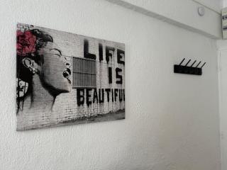 Studio 2 personnes dans le célèbre quartier des chartreux - 2