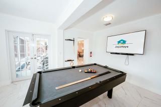 Luxe 4 BR Heated Pool - Hardrock - Stadium - Beach - 2
