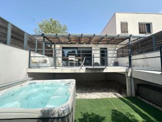 Maison Cosy avec Jacuzzi - Le Grau-du-Roi - 0