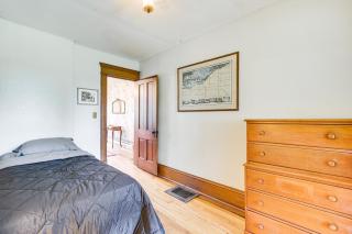 2 Mi to Chardon Square Spacious Farmhouse - Concord - 2