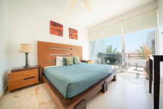 Beachfront Penthouse with 3 Bedrooms & Ocean View - Las Nubes - Playa del Carmen - 4
