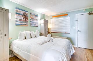 Balcony and Pool Access Myrtle Beach Resort Escape! - Myrtle Beach - 1