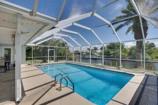 5 Mi to Beach Canalfront Home in Cape Coral! - Cape Coral - 0
