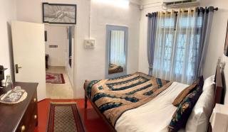Scarlet's Cottage & Tea Garden - Kochi - 4