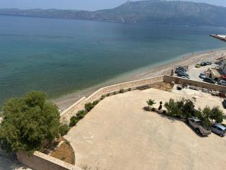 White Angels - Korinthos - 1