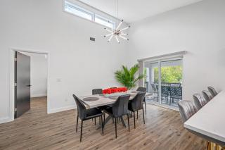 Luxury 3 BDRM Home - Busch Gardens - Fairgrounds - Tampa - 1