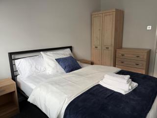 D-homes Service Accommodation - Swindon - 5