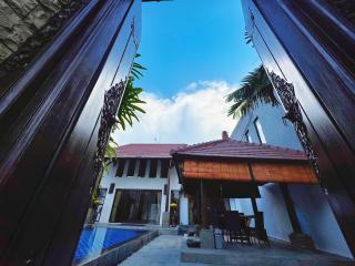 Brady's 3 bedrooms Villa Center of Sanur - Sanur - 9