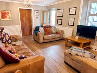 Bush Nook House - Brampton - 5